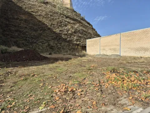 Solar industrial en venta en Loja, Granada | 746 m² - foto 5 de 9 (Loja)