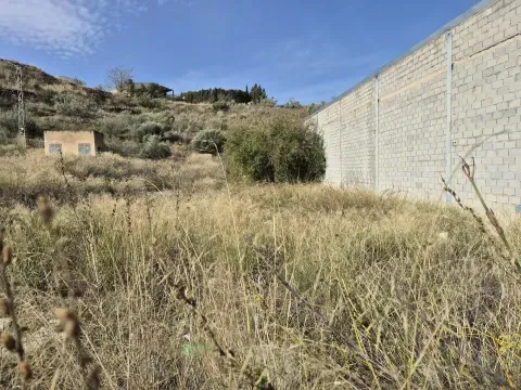 Venta de terreno industrial en Loja