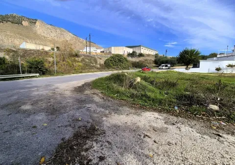 Finca Rústica en Venta en Huétor Tájar | 2.175 m² - foto 7 de 12 (Huétor Tájar)
