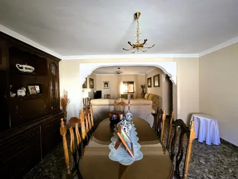 Casa en venta en Loja (Granada) con 7 hab y patio - foto 10 de 12 (Loja)