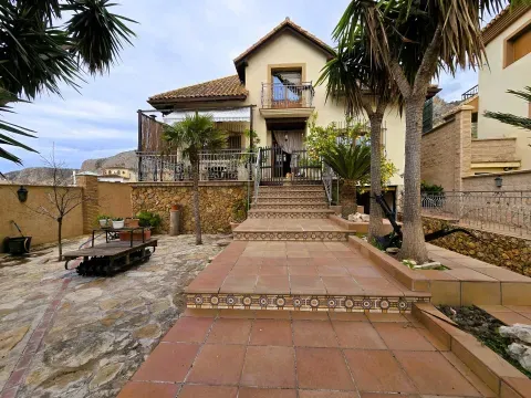 Chalet de Lujo en Venta en Loja, Granada | 432 m² - foto 2 de 12 (Loja)