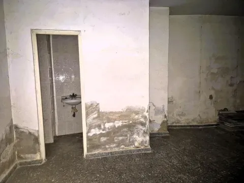 Local Comercial en Alquiler en Loja | 78 m² - 400 € - foto 11 de 12 (Loja)