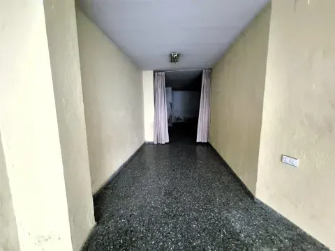Local Comercial en Alquiler en Loja | 78 m² - 400 € - foto 3 de 12 (Loja)