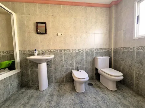 Casa en venta en Loja, Granada | 267 m² con terraza - foto 6 de 12 (Loja)