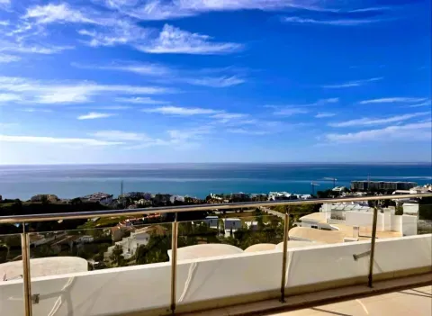 Ático de lujo en venta en Benalmádena | Vistas al Mar - foto 10 de 12 (Benalmádena)