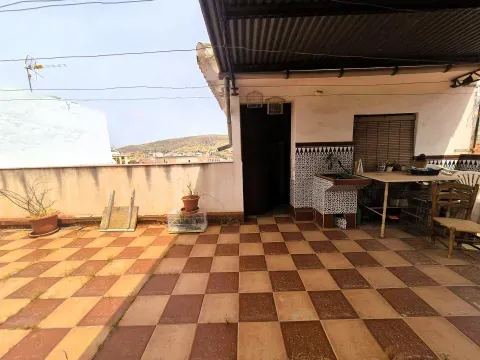 Casa en venta en Loja, Granada | 5 hab, terraza y garaje - foto 2 de 12 (Loja)