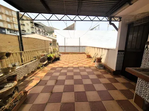 Casa en venta en Loja, Granada | 5 hab, terraza y garaje - foto 3 de 12 (Loja)