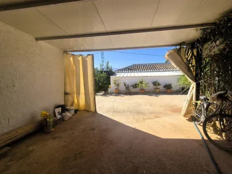 Finca rústica con dos casas y piscina en Loja, Granada - foto 10 de 12 (Loja)