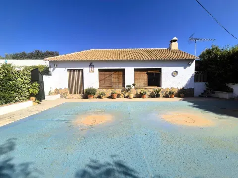 Finca rústica en Dehesa de los montes Loja