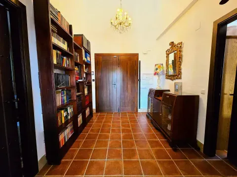 Finca rústica con chalet de lujo en Archidona, Málaga - foto 5 de 12 (Archidona)