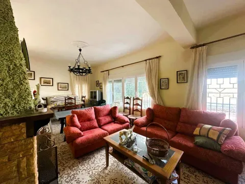 Finca con piscina en venta en Loja, Granada - foto 9 de 12 (Loja)
