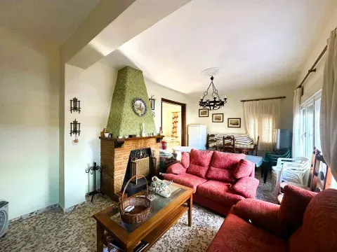 Finca con piscina en venta en Loja, Granada - foto 8 de 12 (Loja)
