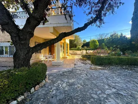 Finca con piscina en venta en Loja, Granada - foto 2 de 12 (Loja)