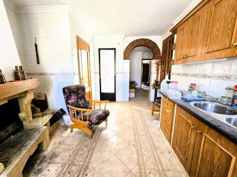 Casa en venta en Salar, Granada | 7 hab y terraza - foto 10 de 12 (Salar)