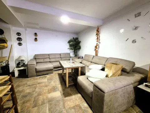 Casa en venta con piscina en Algarinejo | Granada - foto 9 de 12 (Algarinejo)