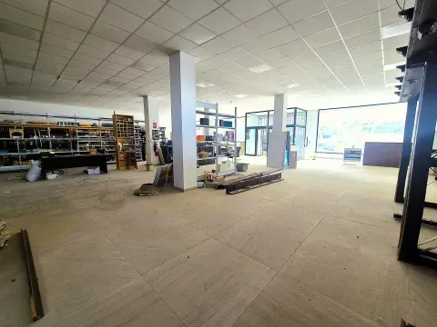 Alquiler de Local Comercial de 1.600 m² en Loja, Granada - foto 4 de 12 (Loja)