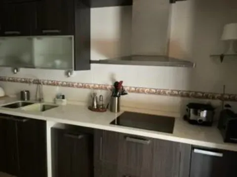شقة واسعة للبيع في لوخا، غرناطة مع مرآب - الصورة 2 من 12 (Loja)
