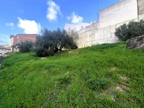 Terreno Urbano en Venta en Loja, Granada | 202 m² - foto 3 de 7 (Loja)