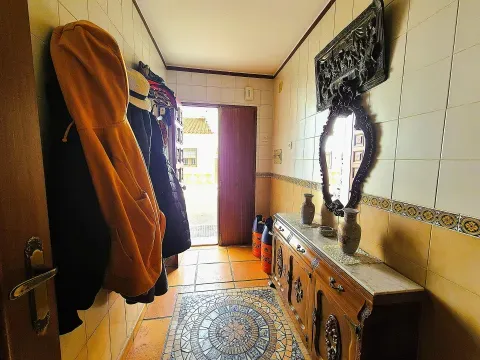 Casa en venta en Loja, Granada con terraza y garaje - foto 2 de 12 (Loja)