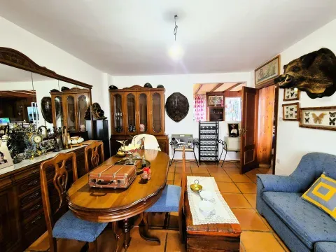 Casa en venta en Loja, Granada con terraza y garaje - foto 4 de 12 (Loja)