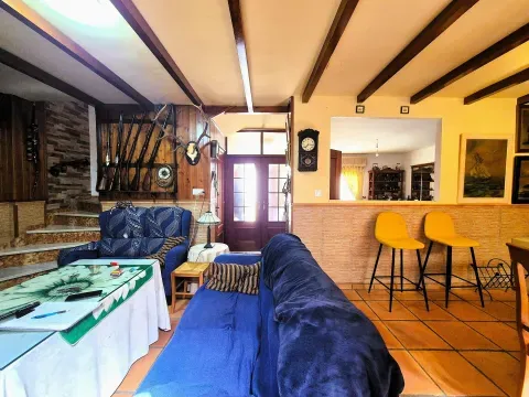 Casa en venta en Loja, Granada con terraza y garaje - foto 9 de 12 (Loja)