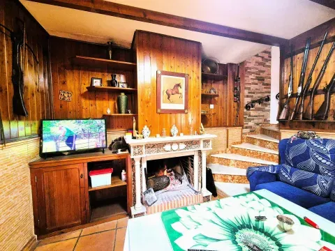 Casa en venta en Loja, Granada con terraza y garaje - foto 10 de 12 (Loja)
