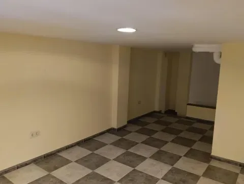 Local comercial en venta en Atarfe, Granada | 43.000€ - foto 6 de 7 (Atarfe)