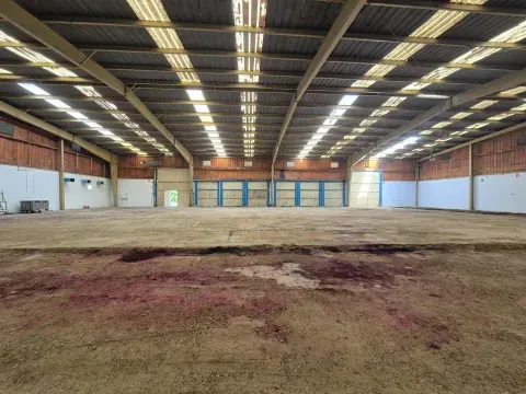 Nave Industrial en Venta en Loja, Granada | 3.290 m² - foto 2 de 12 (Loja)