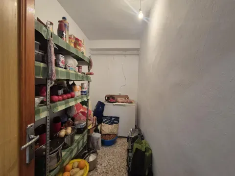 Casa en Venta en Iznájar con Terraza y Patio | 70.000€ - foto 10 de 12 (Loja)
