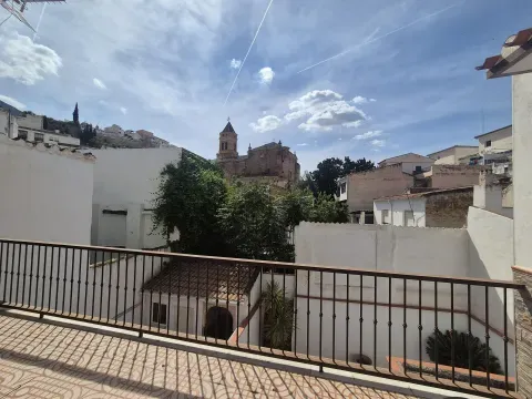 Venta de piso amplio y soleado en Loja