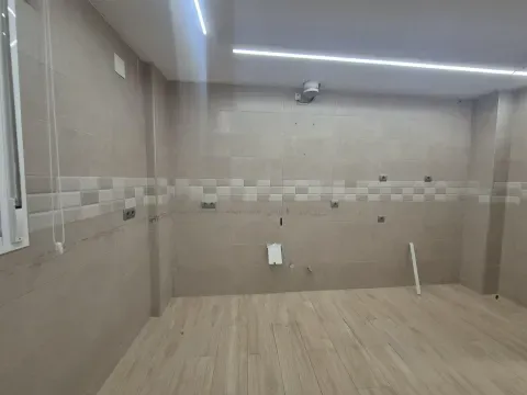 Piso en venta en Loja con gran terraza y patio - foto 11 de 12 (Loja)