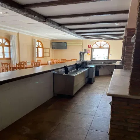 Restaurante y Negocio en Venta en Riofrío, Loja - foto 4 de 12 (Loja)