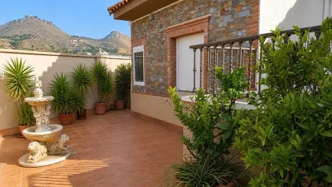 Ático en venta en Atarfe | 200m² terraza y jacuzzi - foto 5 de 12 (Atarfe)
