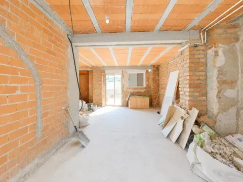 Casa en venta en Loja, Granada | 3 hab, terraza y garaje - foto 9 de 12 (Loja)