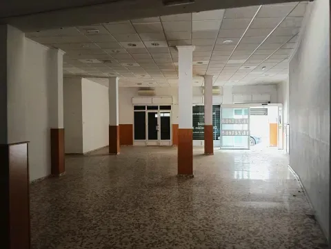 Alquiler de Local Comercial en Atarfe, Granada | 250 m² - foto 3 de 3 (Atarfe)