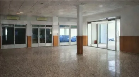 Local comercial en alquiler en Atarfe