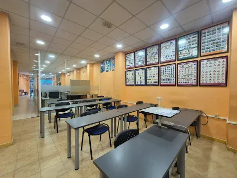Prime Commercial Premises for Rent in Loja, Granada - photo 7 of 12 (Loja)