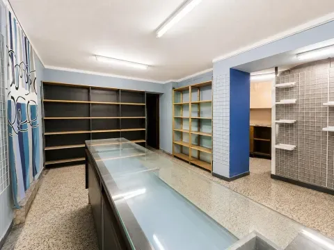 Local comercial en venta en Loja | Ideal inversión - foto 2 de 12 (Loja)