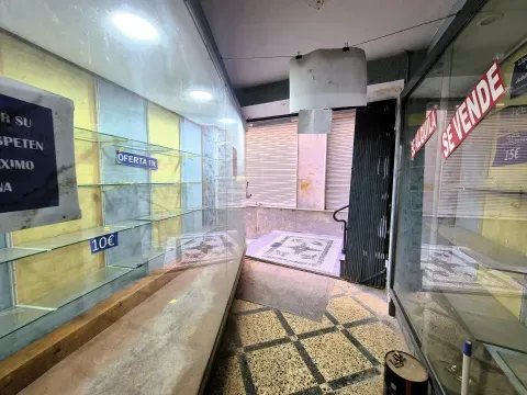 Local comercial en venta en Loja | Ideal inversión - foto 4 de 12 (Loja)