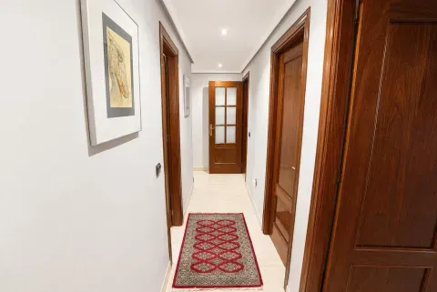 Casa con jardín y gran terraza en venta en Málaga - foto 11 de 12 (Málaga)