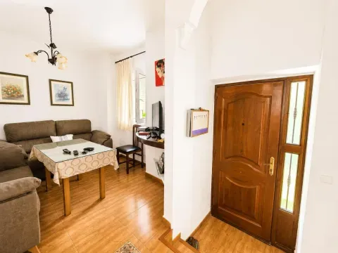 Casa reformada con piscina en venta en Loja - foto 6 de 12 (Loja)