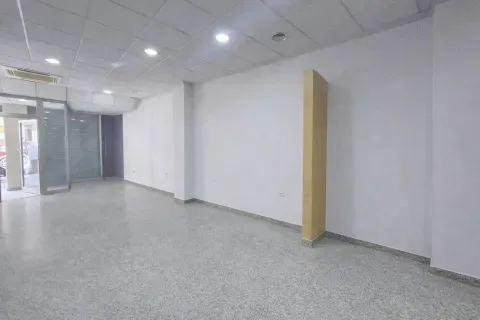 Commercial Premises for Rent in Atarfe, Granada | 350m² - photo 2 of 7 (Atarfe)