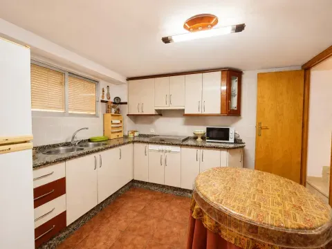 Casa con terraza en venta en Priego de Córdoba - foto 12 de 12 (Priego de Córdoba)