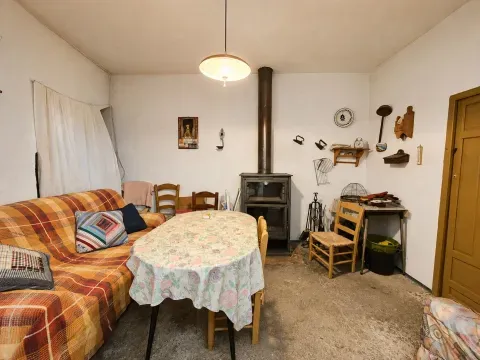 Casa con terraza en venta en Priego de Córdoba - foto 11 de 12 (Priego de Córdoba)