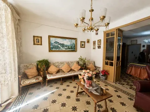 Casa en venta en Loja, Granada | 6 hab y terraza - foto 9 de 12 (Loja)
