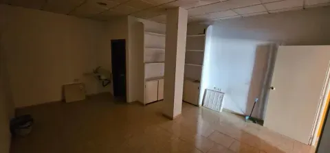 Alquiler de Local Comercial en Atarfe, Granada | 70 m² - foto 3 de 5 (Atarfe)