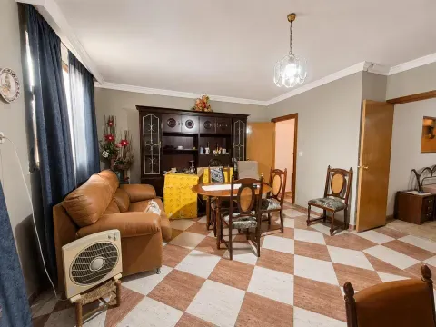 Casa en venta en Huétor Tájar con patio | 150 m² - foto 4 de 12 (Huétor Tájar)