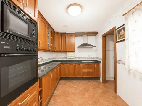Piso en venta en Loja con terraza | 4 hab y 160 m² - foto 6 de 12 (Loja)