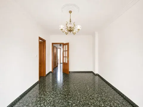 Piso en venta en Loja con terraza | 4 hab y 160 m² - foto 5 de 12 (Loja)