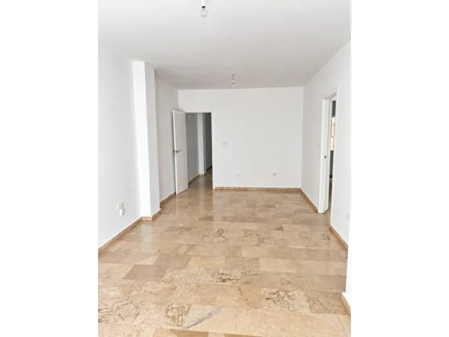 Piso en venta en pleno corazón de Atarfe. - foto 11 de 12 (Atarfe)